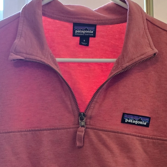 Patagonia Sweaters - Patagonia Women's Sweater in Coral Pink